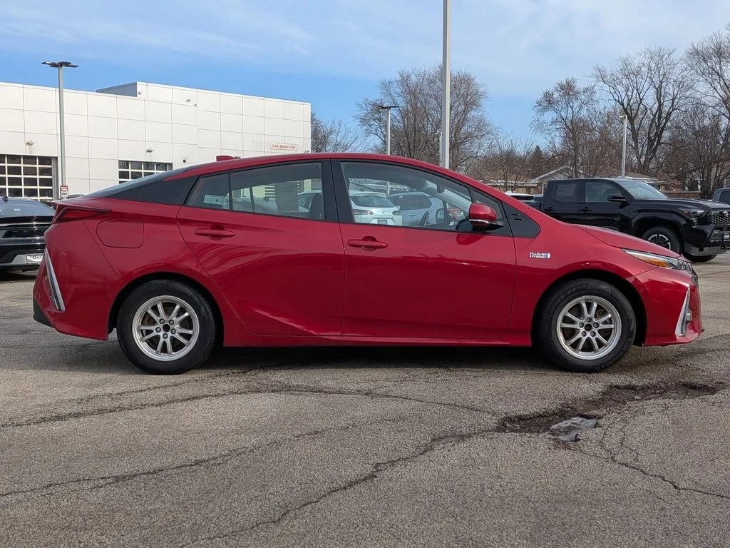 Used 2020 Red Toyota Limited image 8