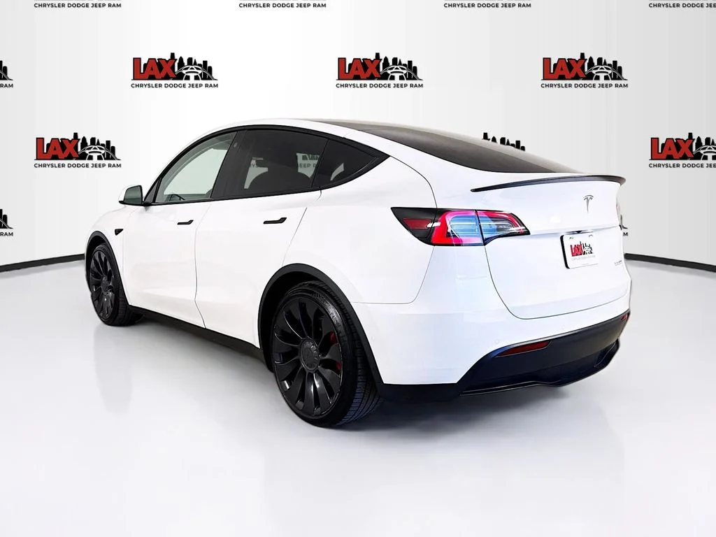 Used 2022 White Tesla Performance image 5
