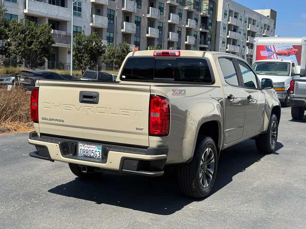 Used 2021 SAND DUNE METALLIC Chevrolet 4WD Z71 image 6