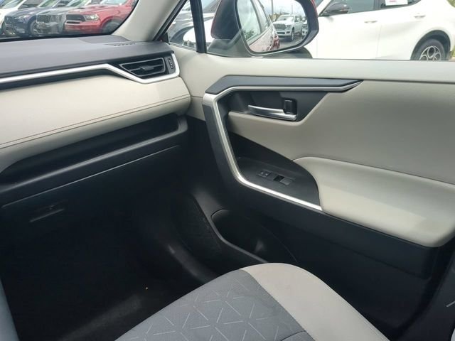 Used 2023 Red Toyota XLE image 20