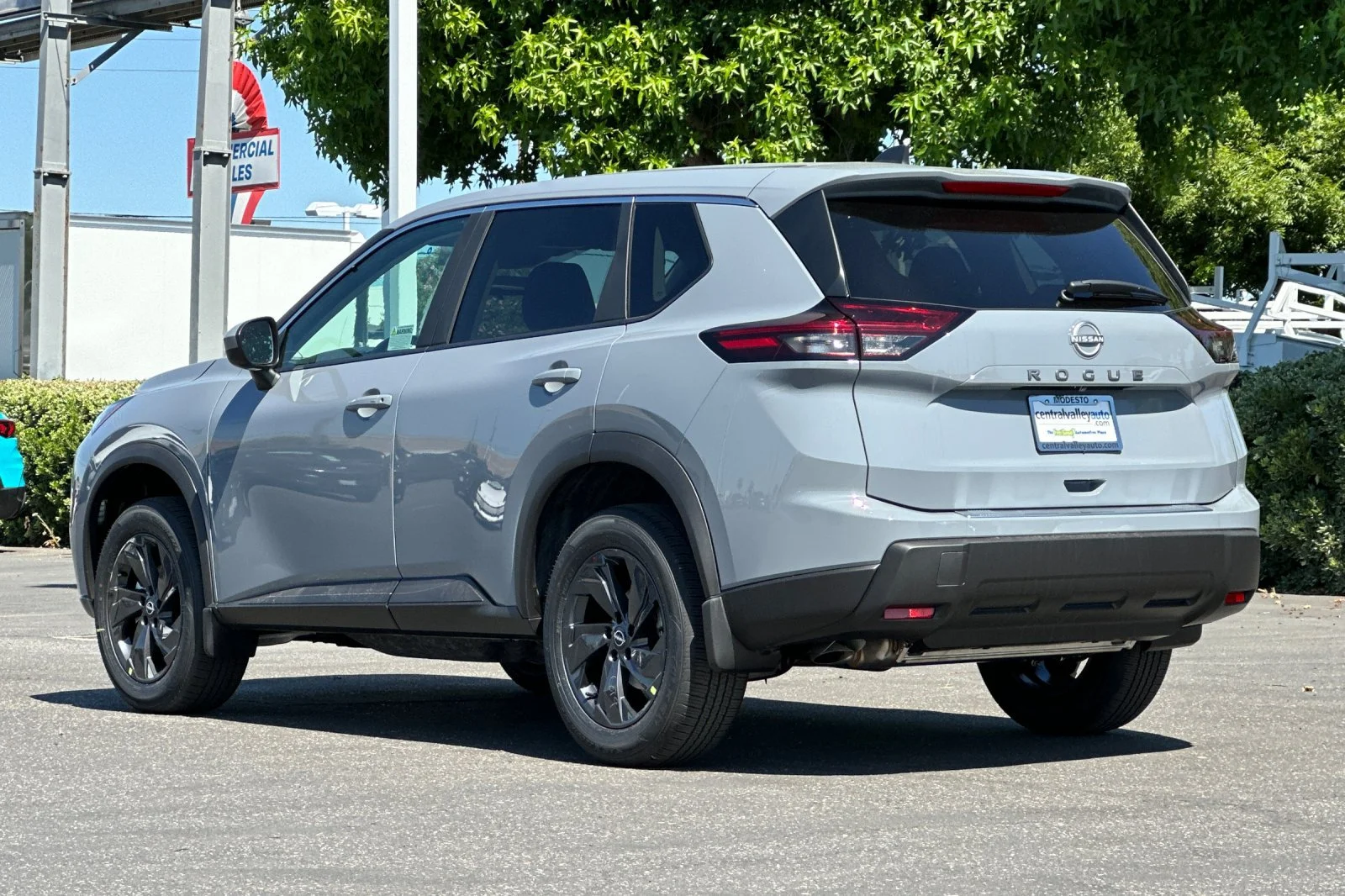 New 2026 Boulder Gray Pearl Nissan SV image 6