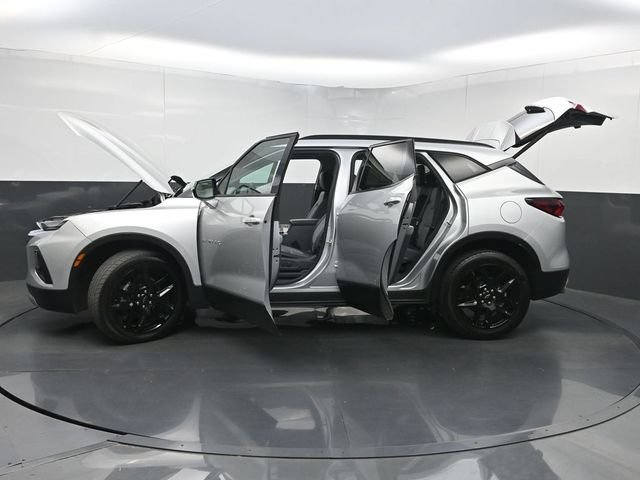 Used 2021 Silver Chevrolet LT image 41