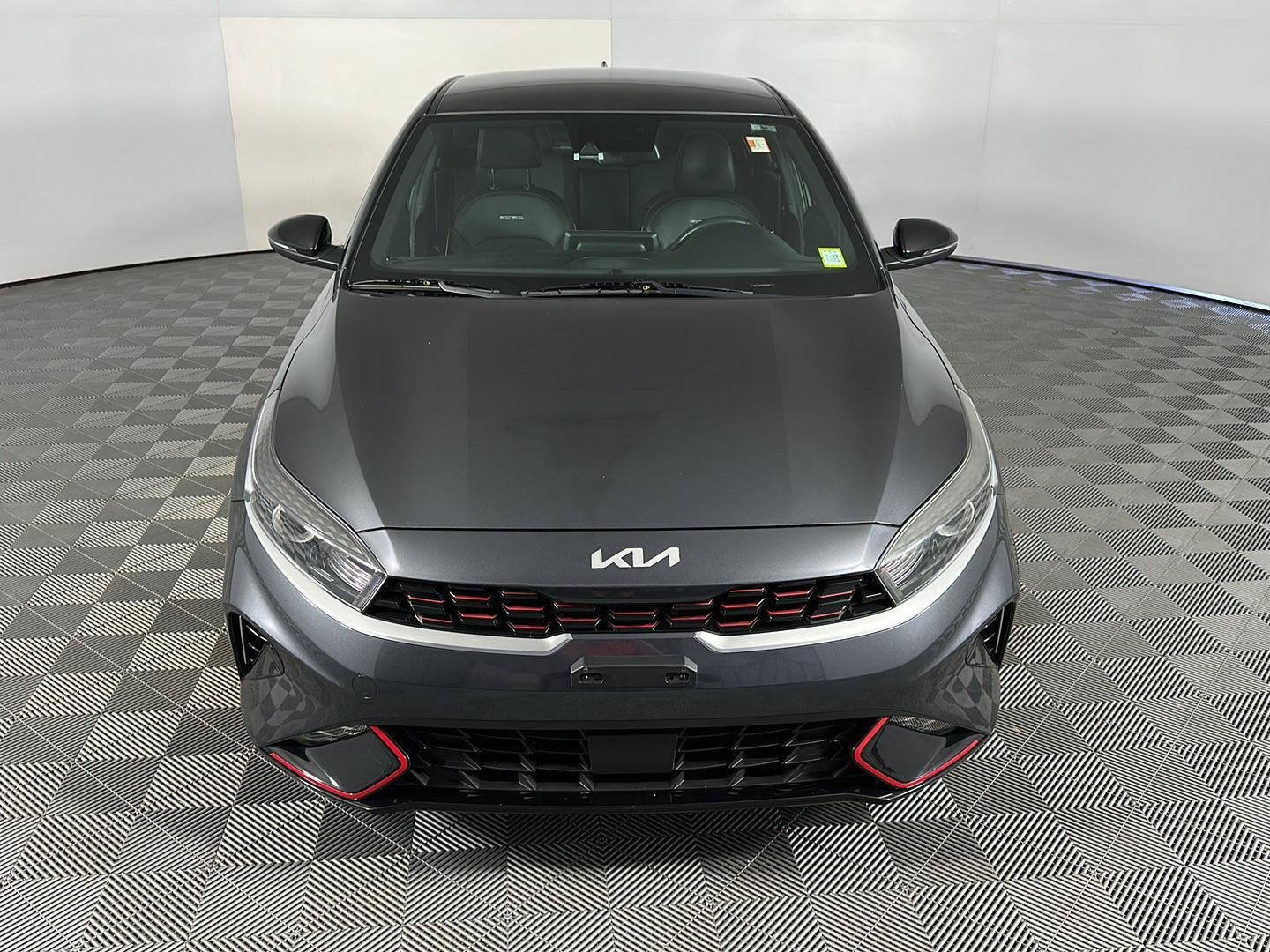 Used 2023 Gravity Gray Kia GT-Line image 3