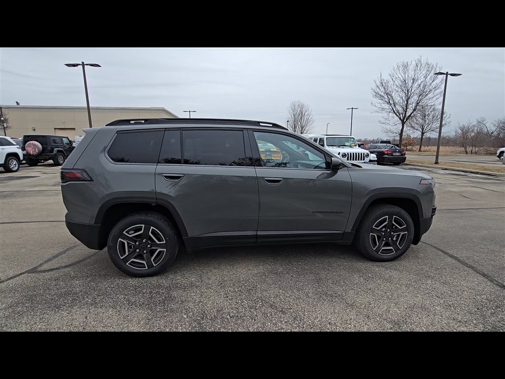 New 2026 Sting-Gray Clear-Coat Exterior Paint Jeep Laredo image 10