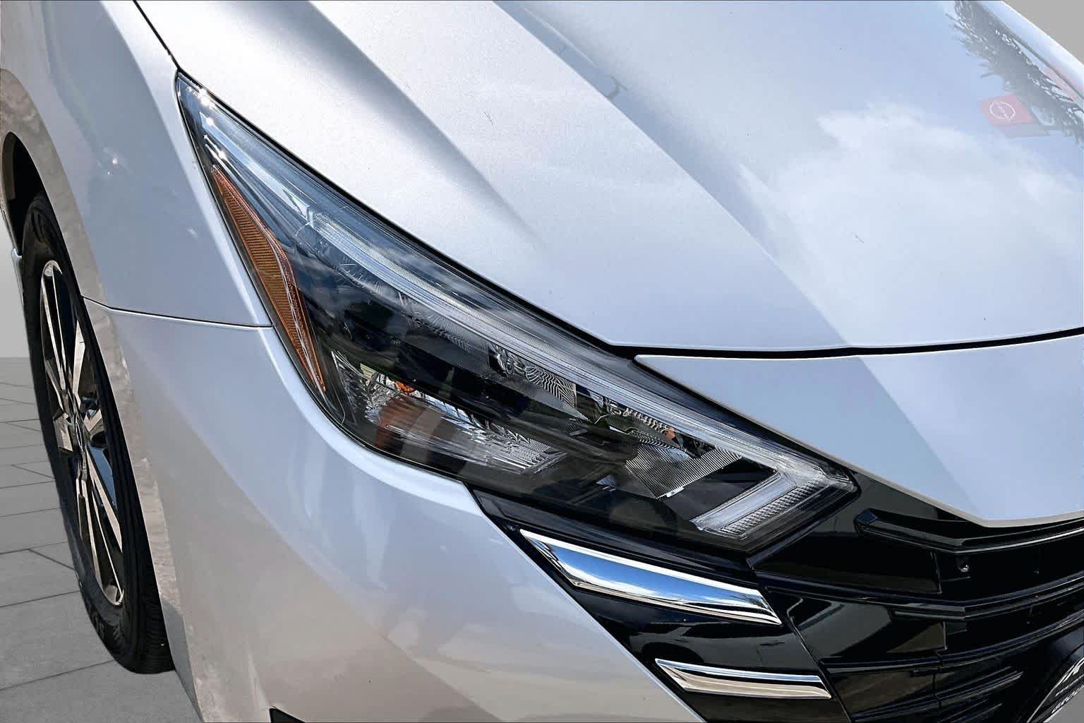 Used 2025 Brilliant Silver Metallic Nissan SV image 26