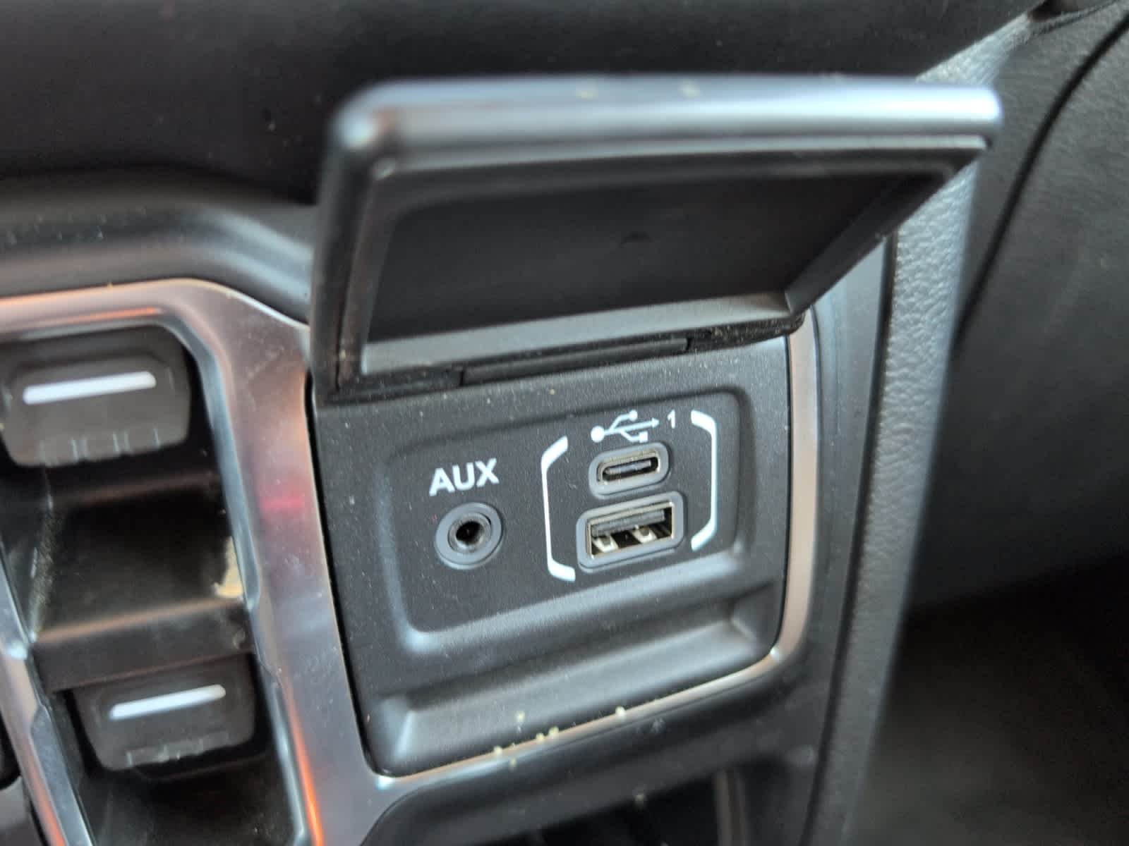 Used 2023 Black Clearcoat Jeep Sahara image 29