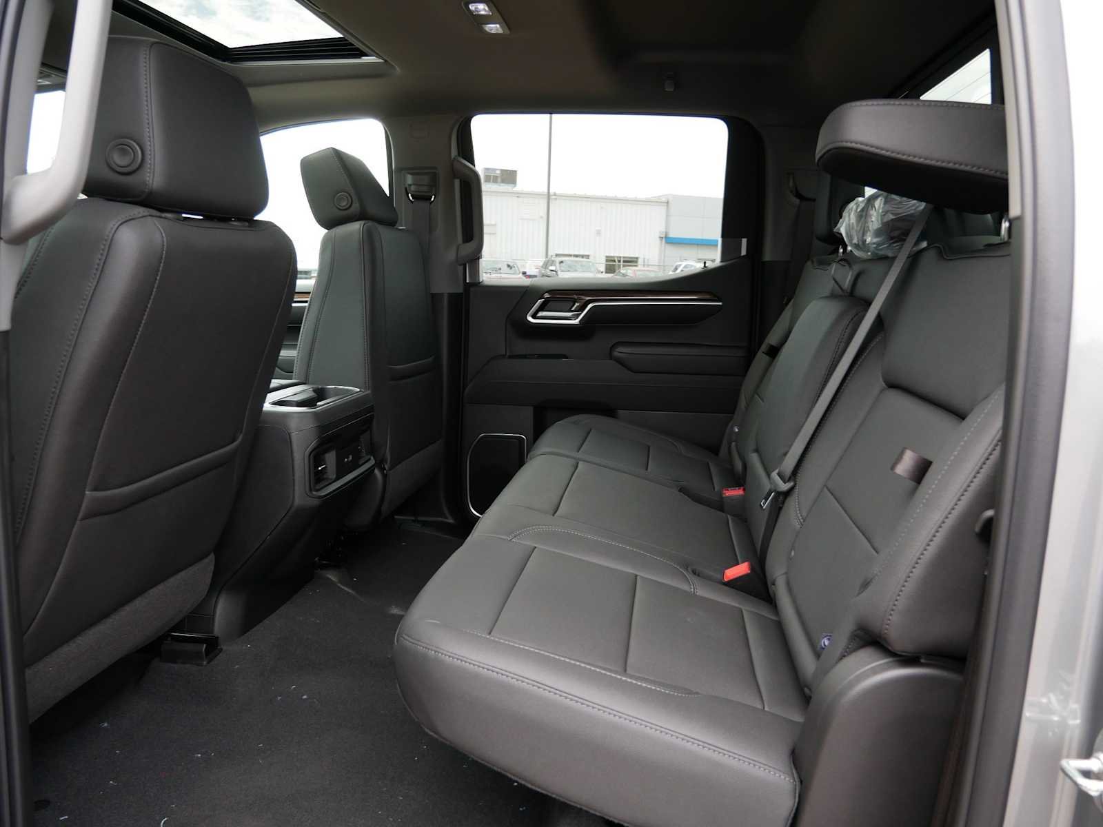 2026 Chevrolet Silverado 1500 RST - Photo 12