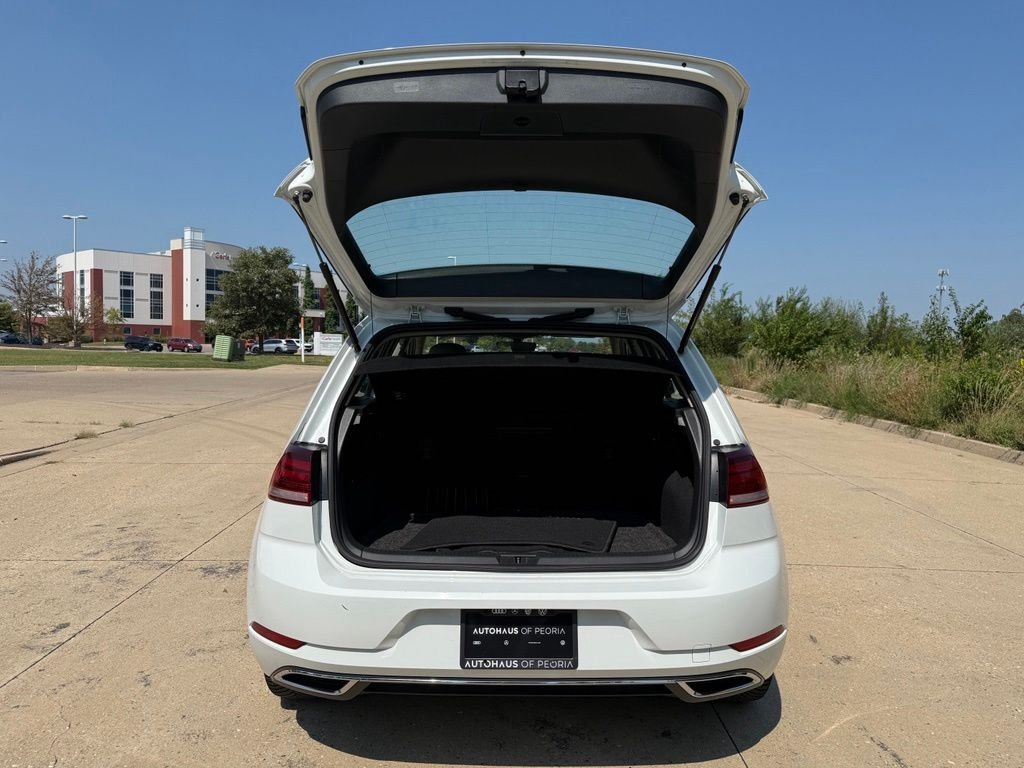 Used 2019 White Volkswagen  image 24
