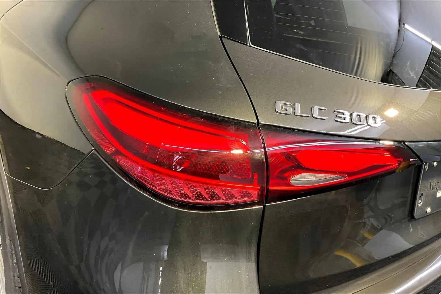 New 2026 Graphite Grey Metallic Mercedes-Benz GLC 300 image 5
