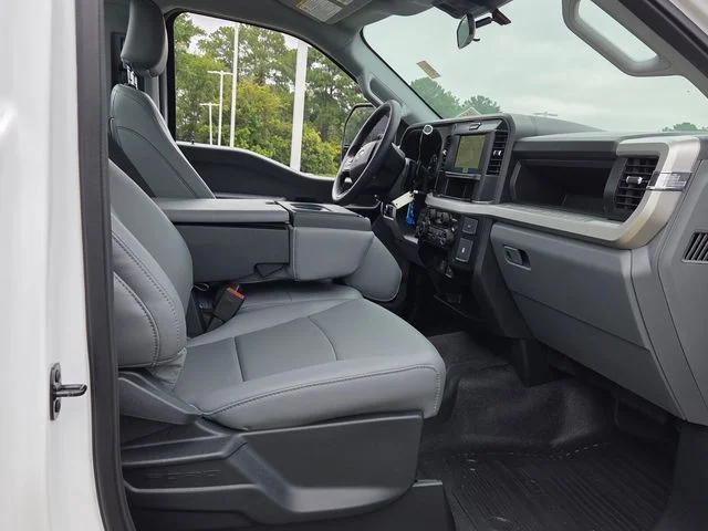 2026 Ford F-250 Super Duty XL - Photo 14