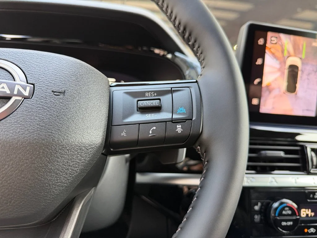 New 2026 Gray Nissan Platinum image 25