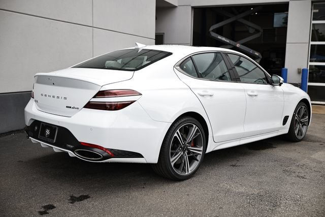 Used 2025 Alta White Genesis 3.3T Sport Advanced image 7