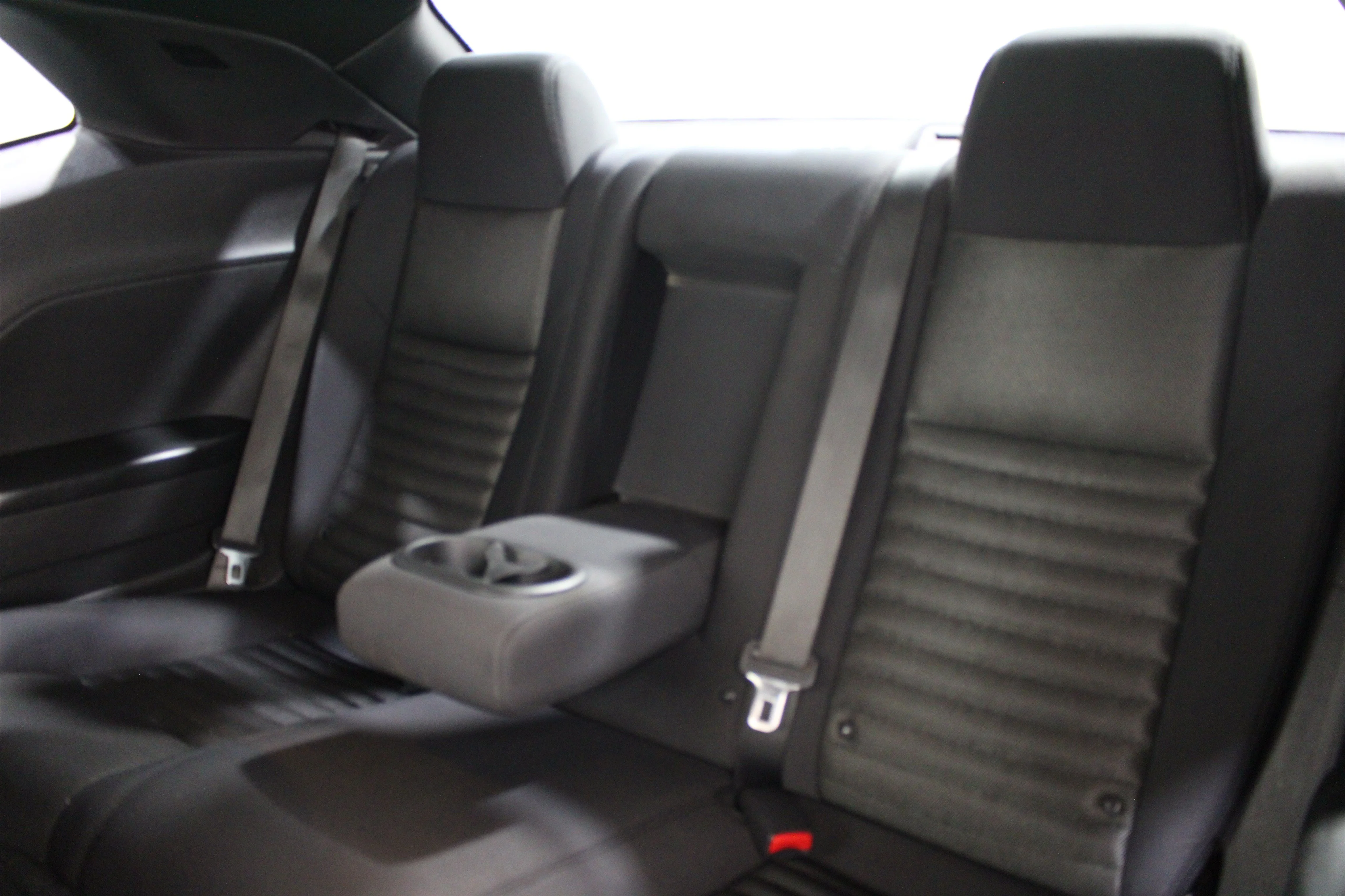 2014 Dodge Challenger SXT - Photo 16