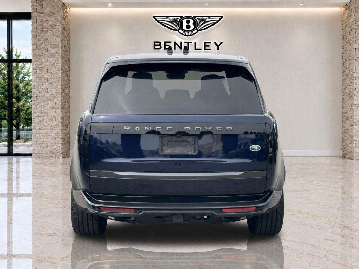 Used 2023 Portofino Blue Metallic Land Rover Autobiography image 4