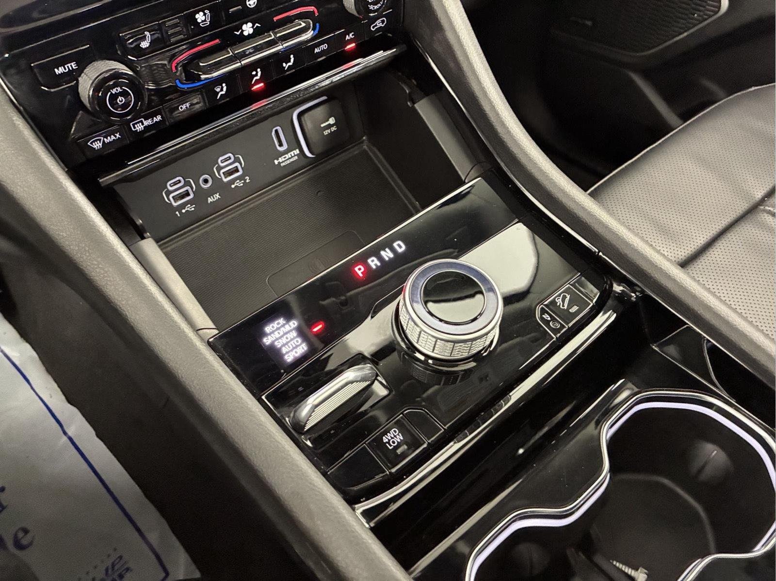 Used 2023 Diamond Black Crystal Pearlcoat Jeep 4xe image 23