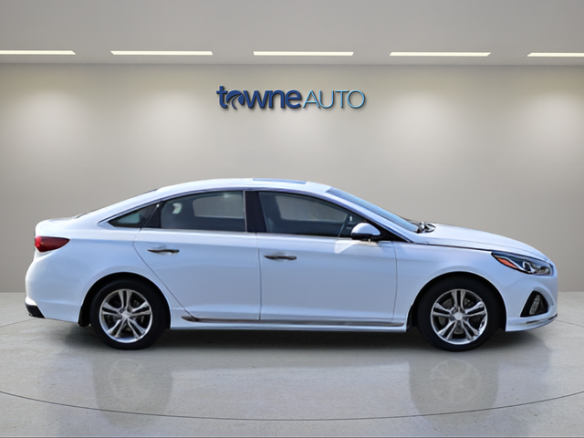 Used 2019 White Hyundai Sport image 6