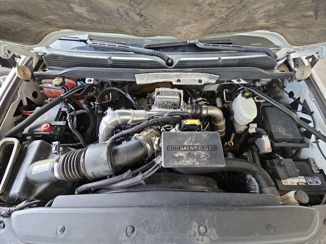 Used 2018 SUMMIT WHITE Chevrolet High Country image 19