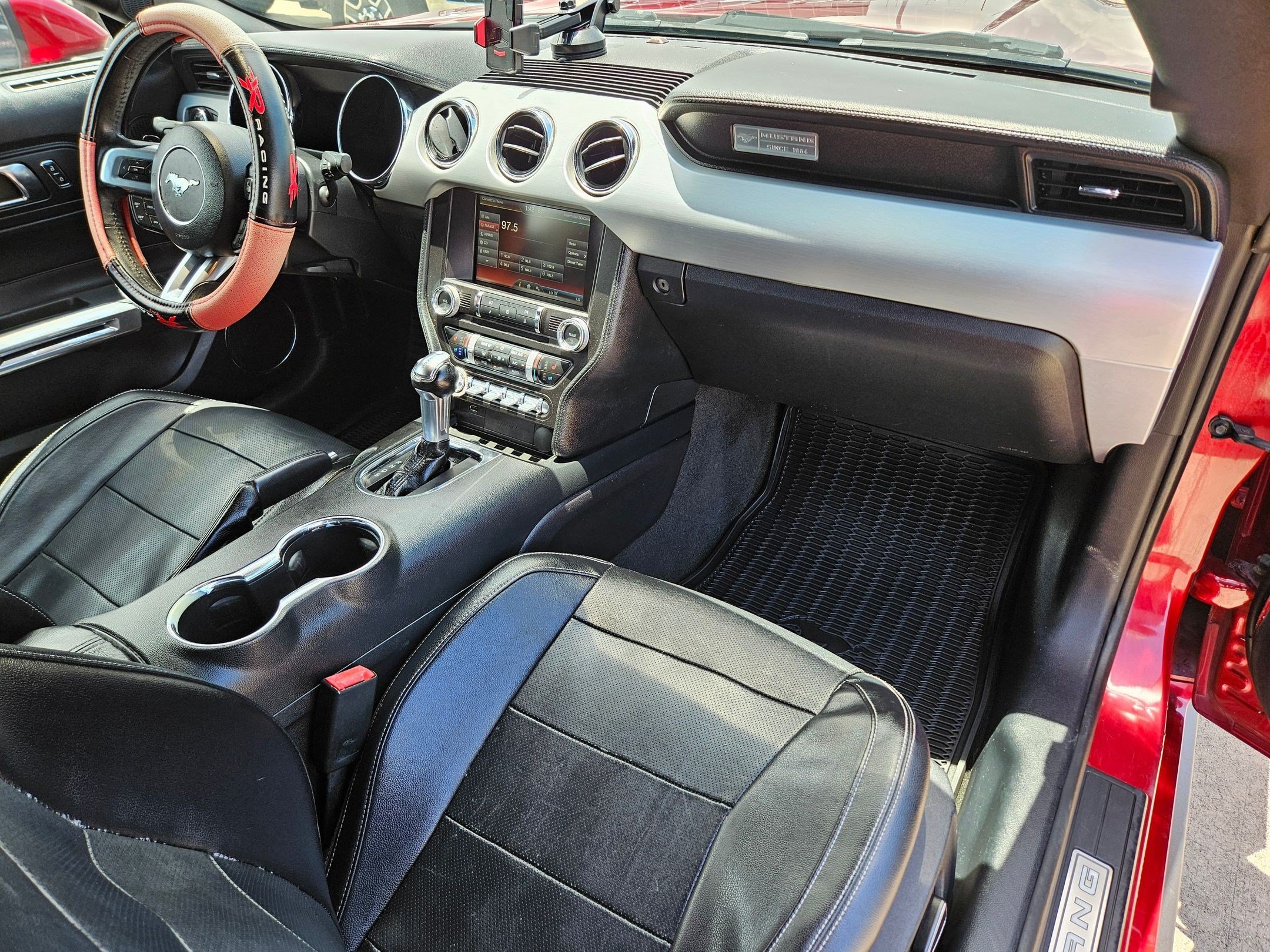 Used 2015 Race Red Ford GT Premium image 27