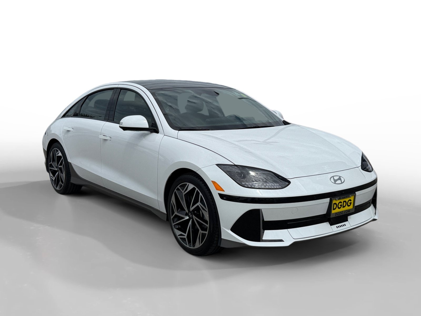 Certified Used 2023 Serenity White Hyundai Limited image 7