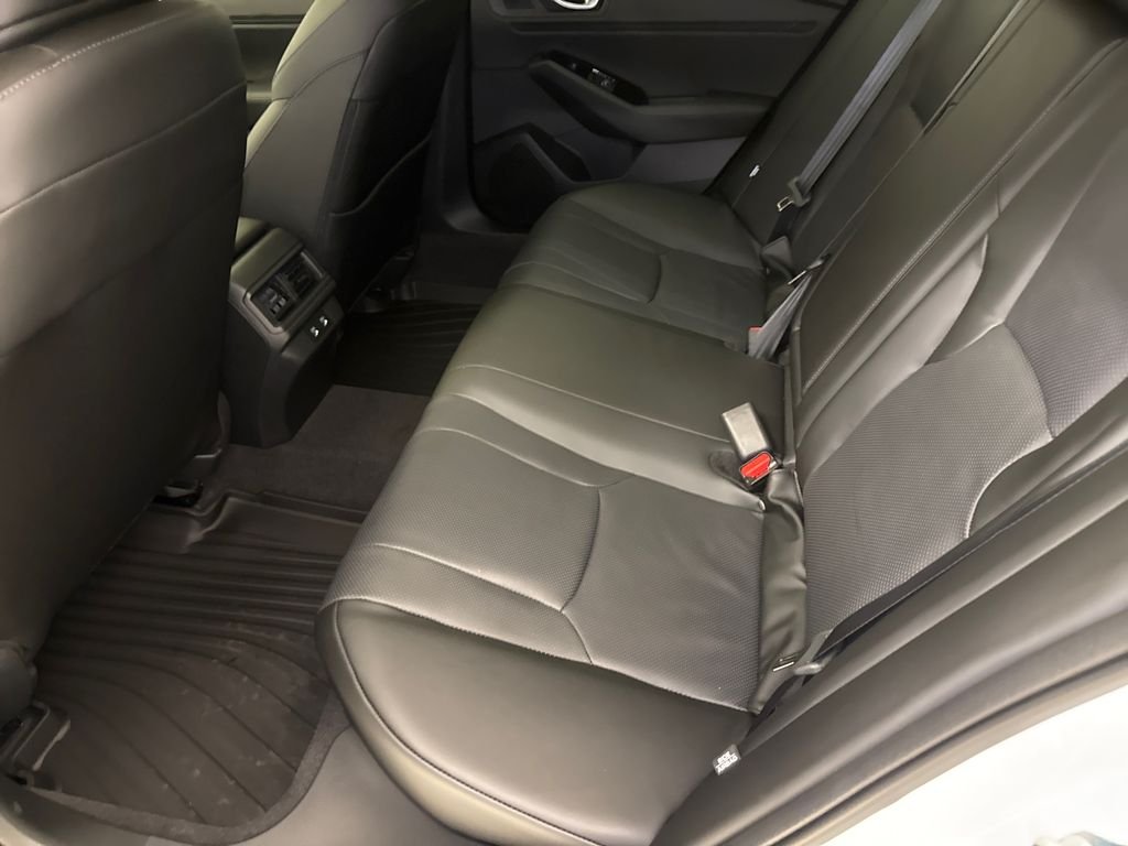 2026 Honda Accord Hybrid Touring - Photo 17