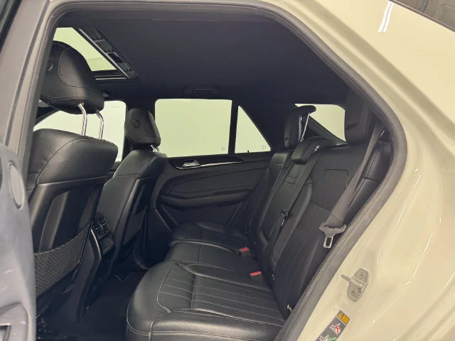 Used 2018 Polar White Mercedes-Benz GLE 350 image 20