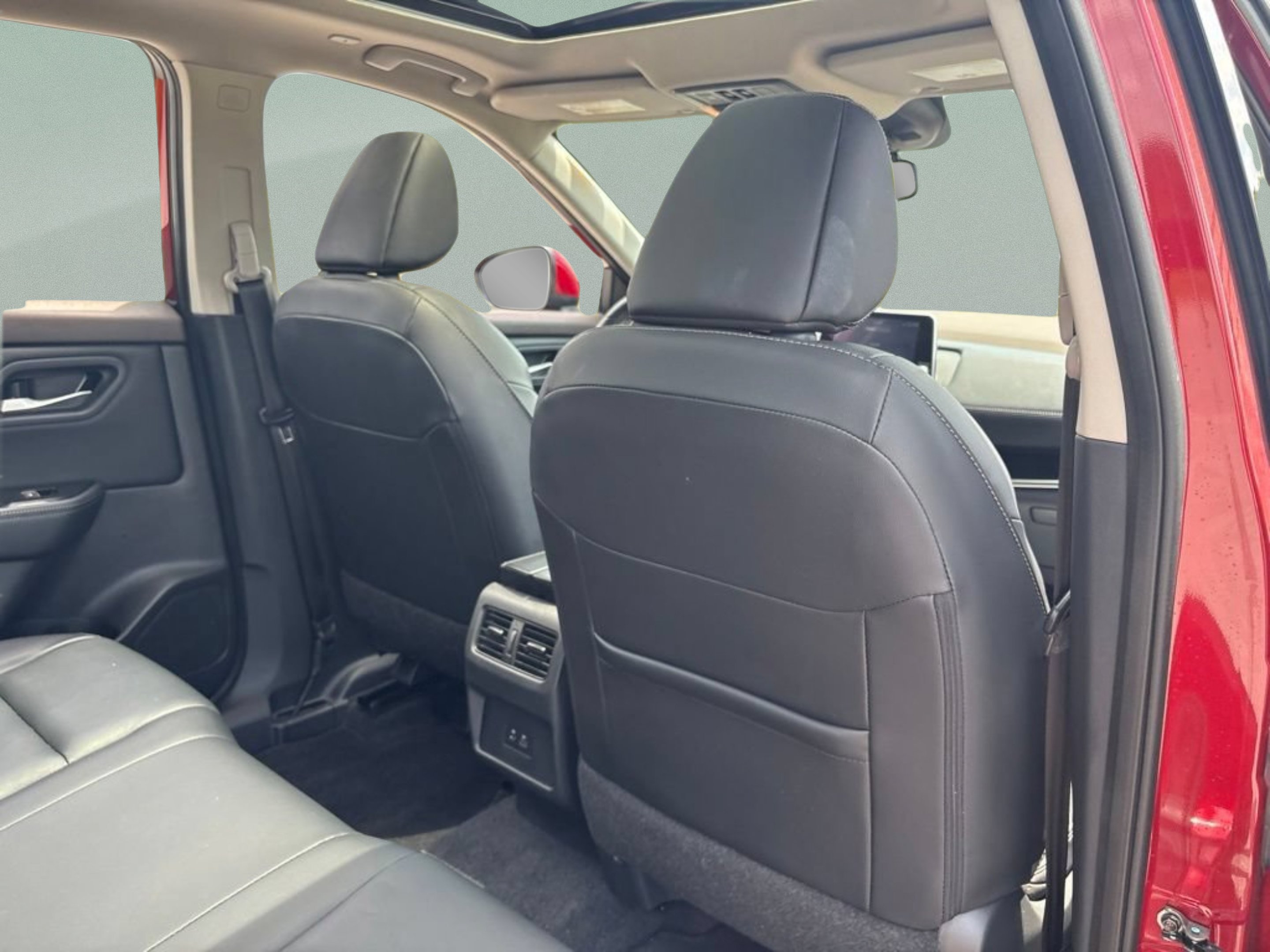 Used 2023 Scarlet Ember Tintcoat Nissan SL image 30