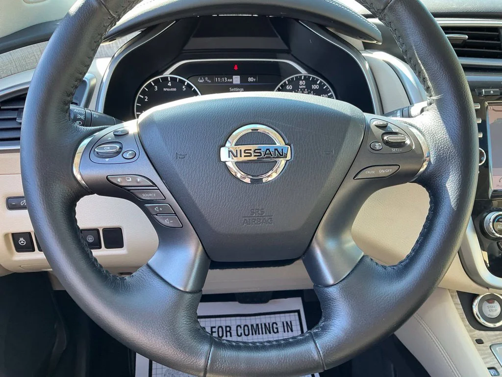 Used 2022 White Nissan SL image 44