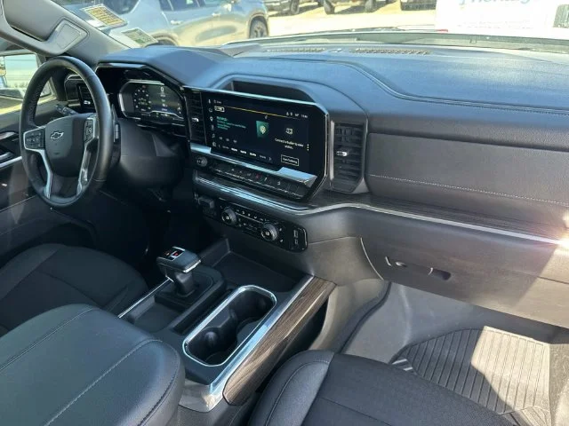 Used 2024 Gray Chevrolet RST image 25