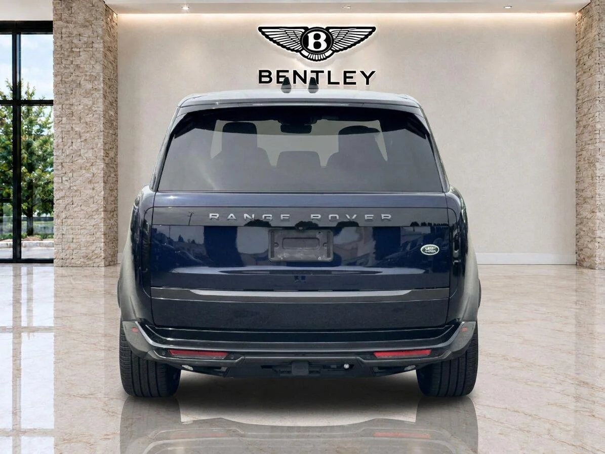 Used 2023 Portofino Blue Metallic Land Rover Autobiography image 4
