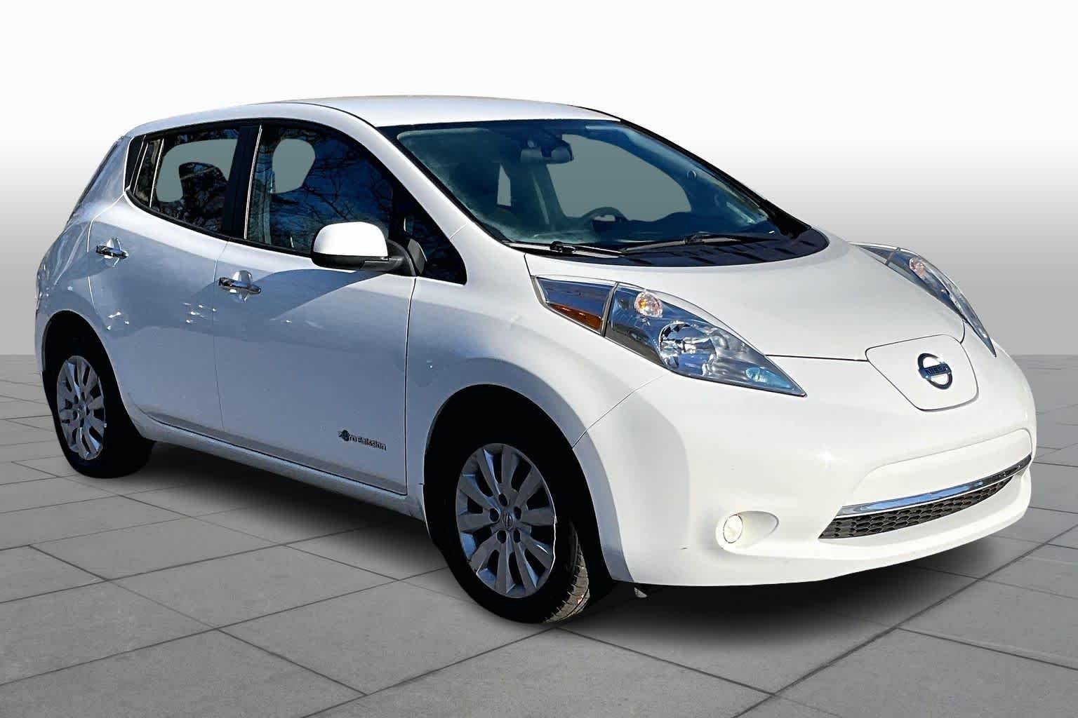 Used 2017 Nissan LEAF S with VIN 1N4BZ0CP4HC303239 for sale in Atlanta, GA