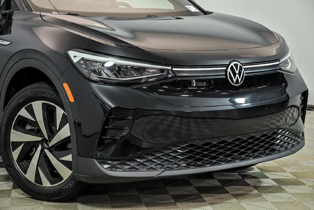 Certified 2023 Volkswagen ID.4 PRO with VIN 1V2DNPE89PC009054 for sale in St. Charles, IL