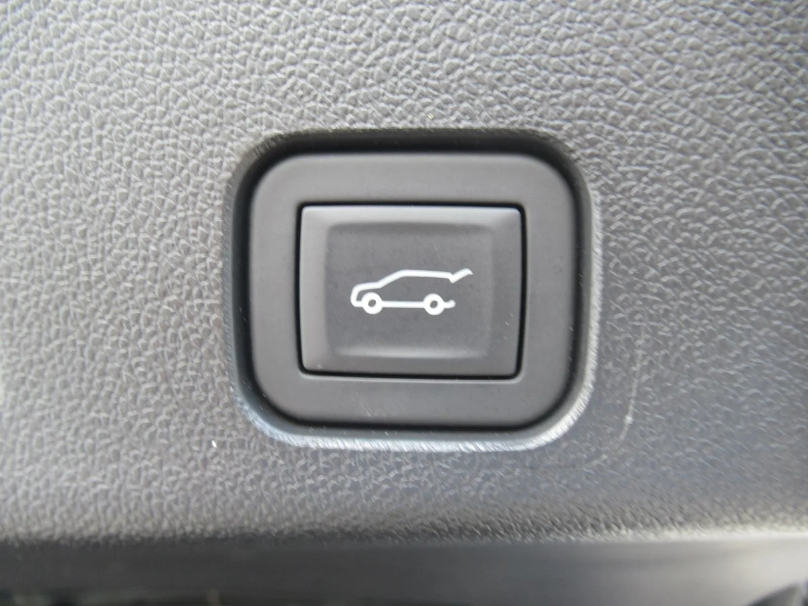 Used 2025 Blue Buick Preferred image 38