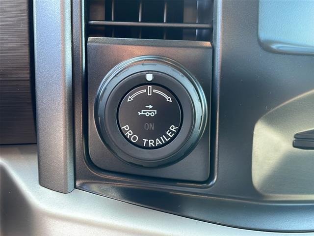 Certified Used 2022 Oxford White Ford XLT image 54