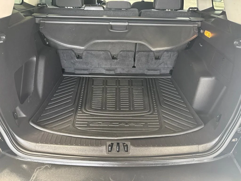 Used 2017 Black Ford SE image 10
