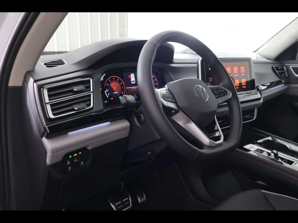 New 2026 White/off-white Volkswagen 2.0T Peak Edition image 19