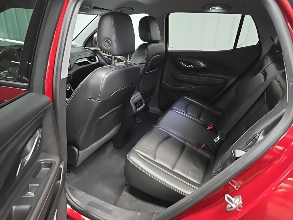 Used 2019 Red GMC SLT image 30