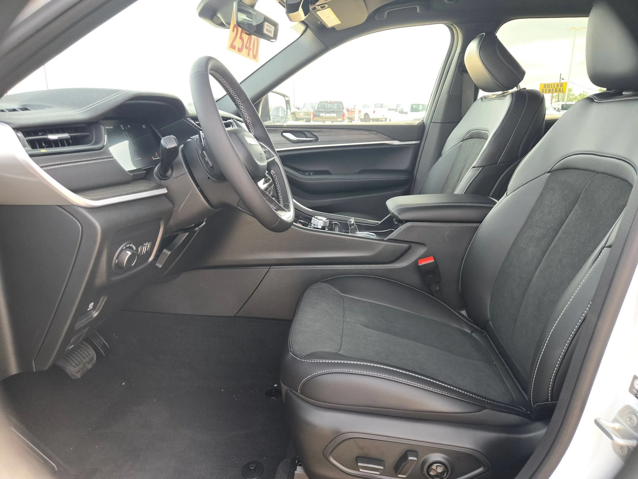 New 2026 Bright White Clearcoat Jeep Altitude image 9