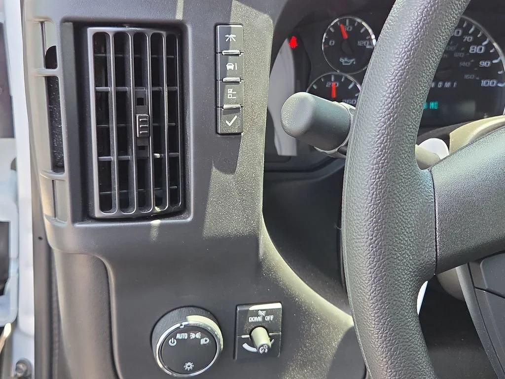 New 2026 Summit White Chevrolet WT image 14