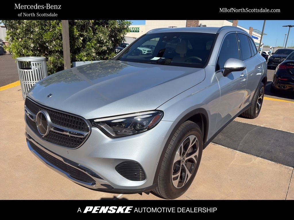 2025 Mercedes-Benz GLC GLC 350e 4MATIC's photo