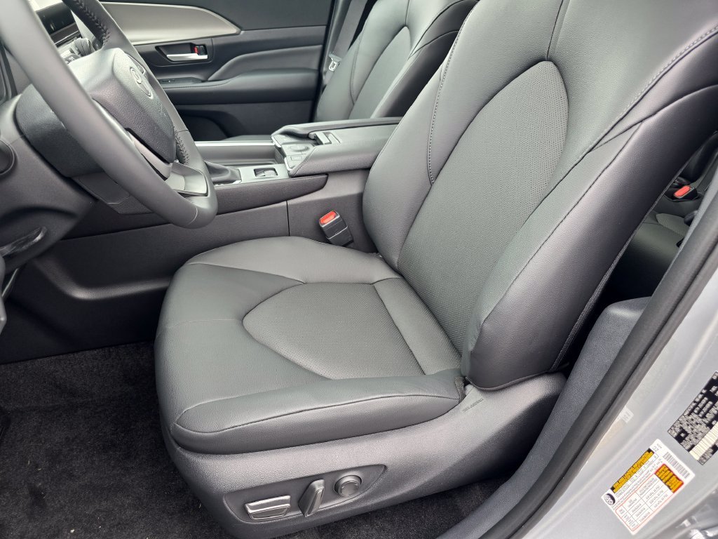 New 2026 Celestial Silver Metallic Toyota  XLE image 24