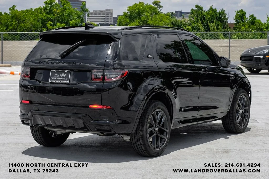 New 2026 Santorini Black Metallic Land Rover Landmark image 6