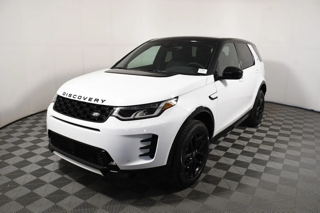 2026 Land Rover Discovery Sport 2.0 Landmark Edition's photo