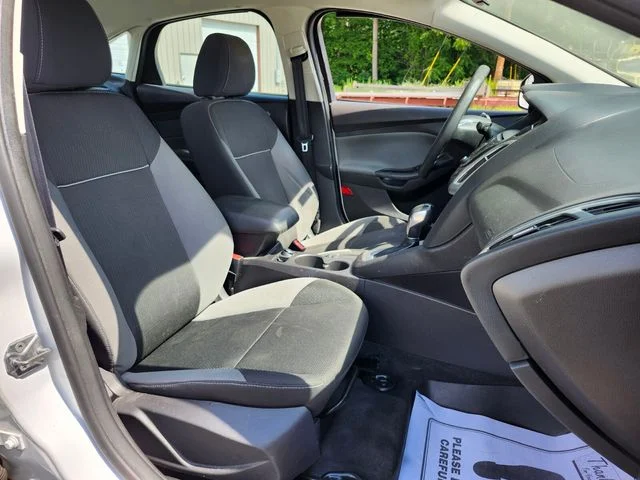 Used 2014 White Ford SE image 21