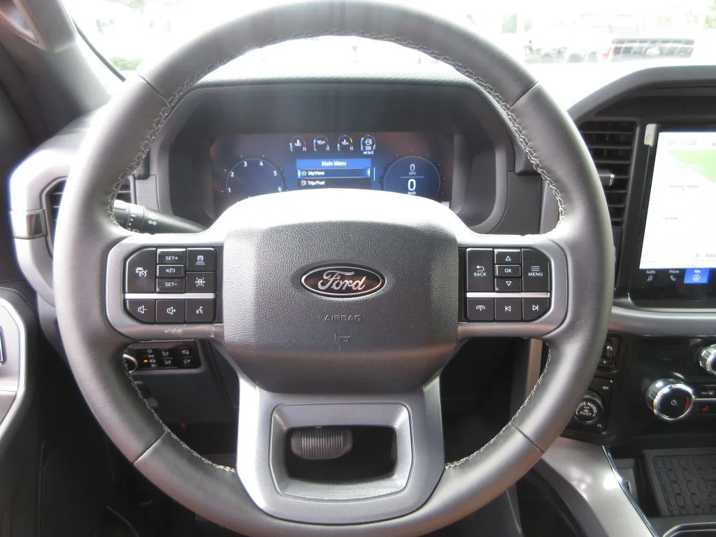 New 2026 Avalanche Ford XLT image 15