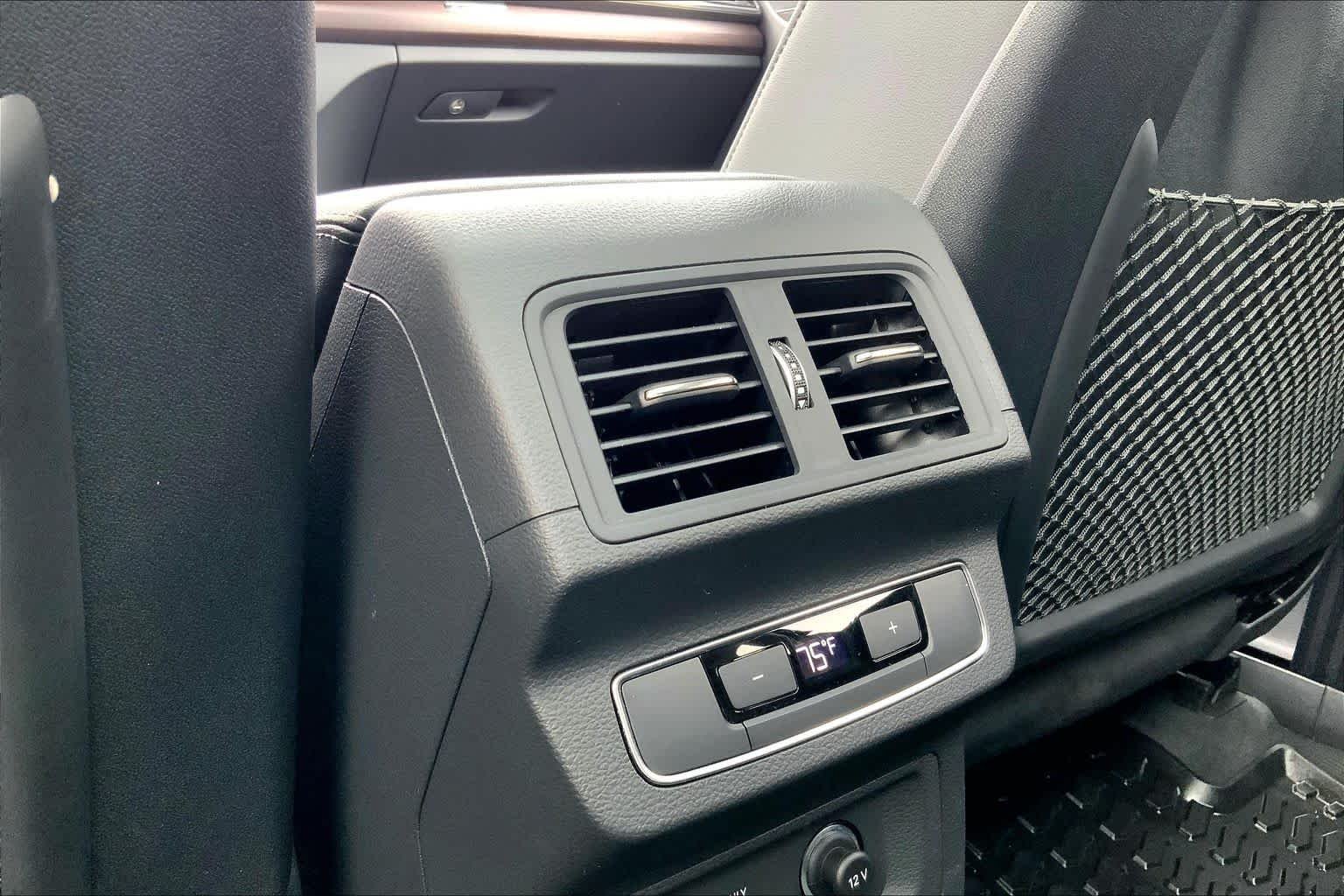 Used 2021 WHITE Audi Premium Plus image 34