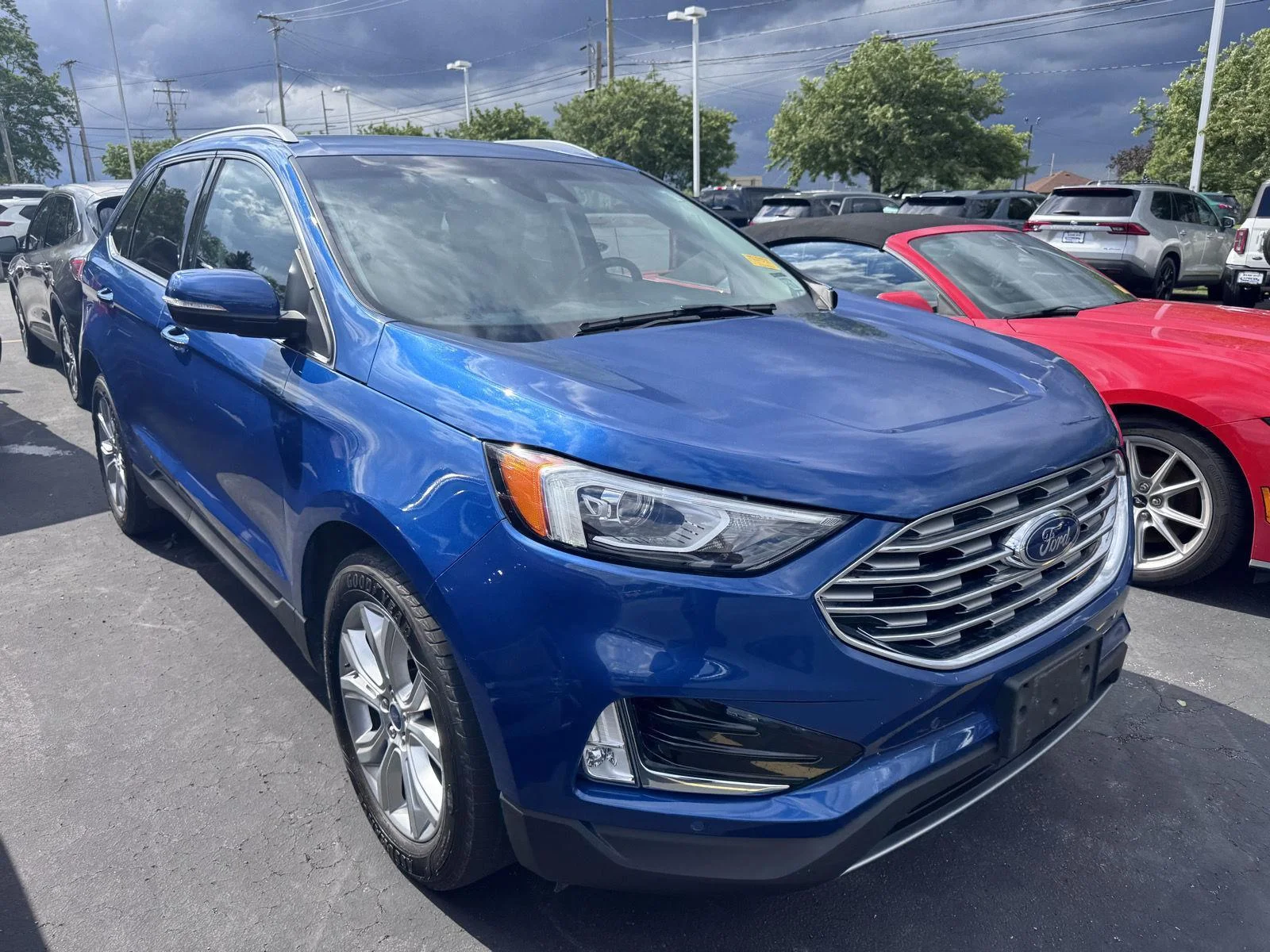 Used 2020 Atlas Blue Ford Titanium image 3