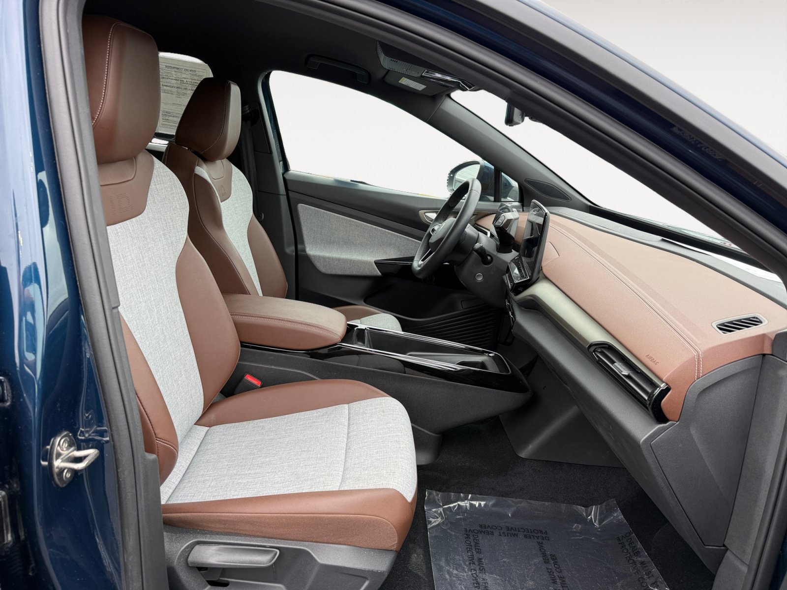 Certified Used 2023 Blue Metallic Volkswagen Pro image 19