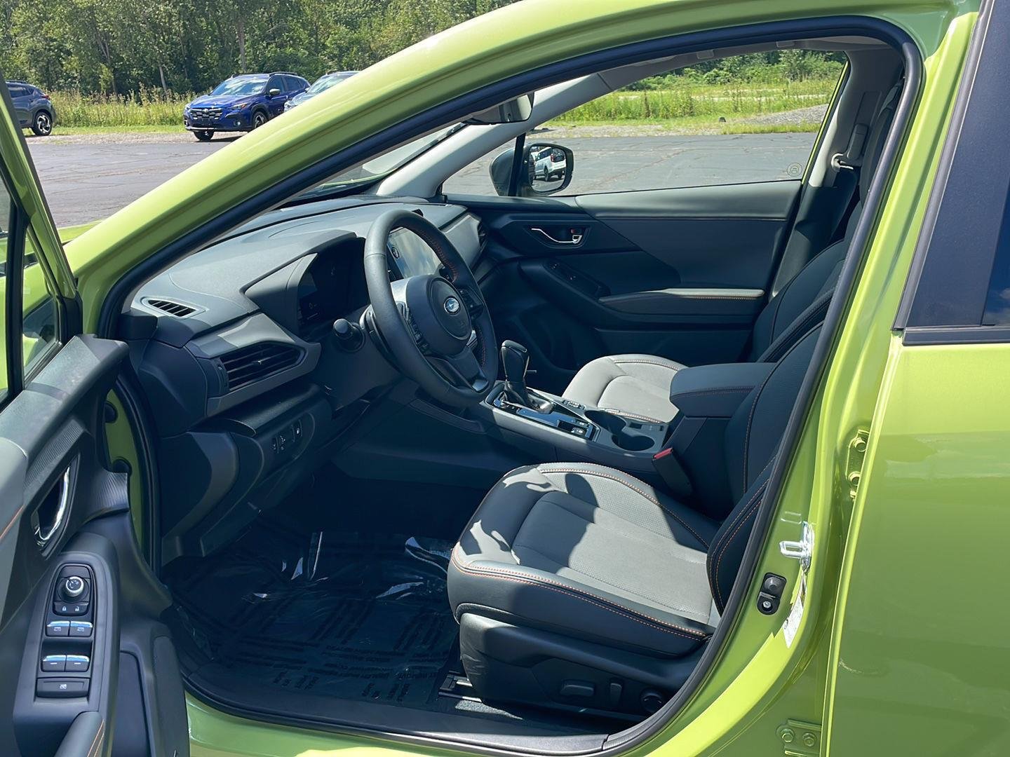 New 2026 CITRON YELLOW PEARL Subaru Limited Hybrid image 9
