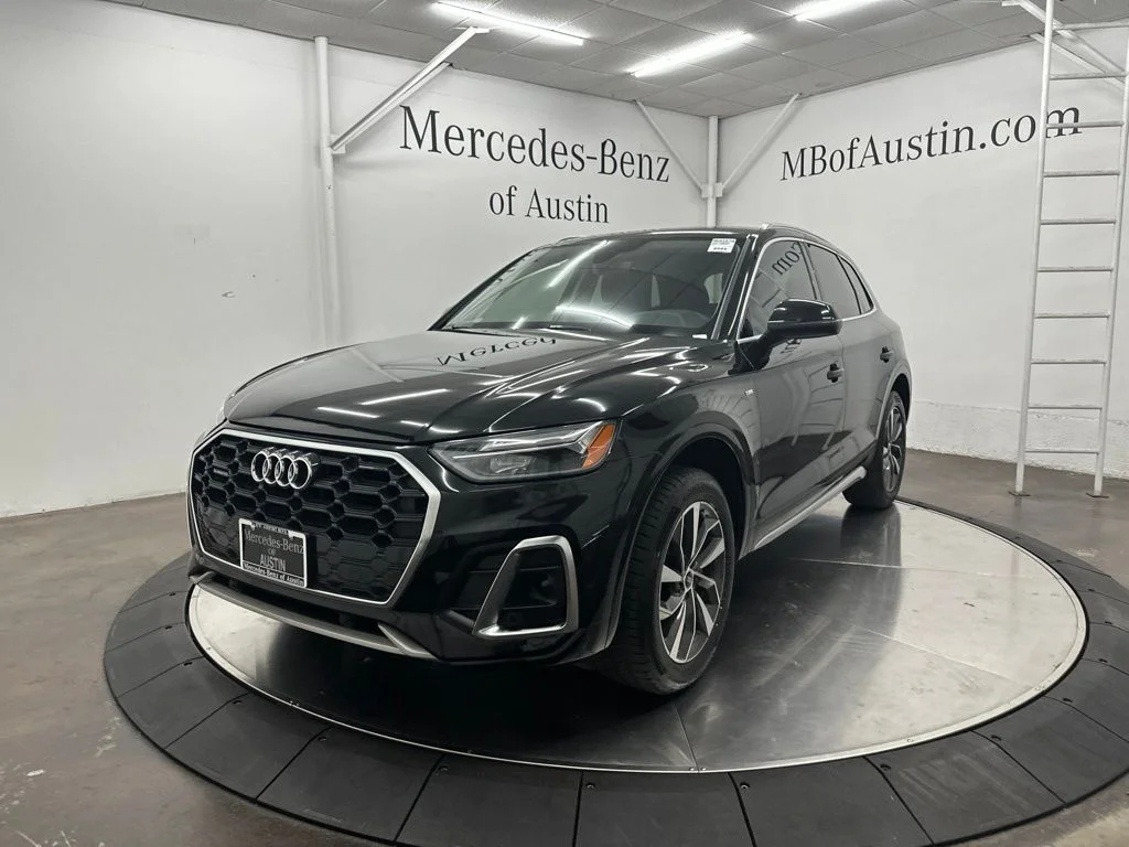 Used 2022 Black Audi 45 S line Premium image 3