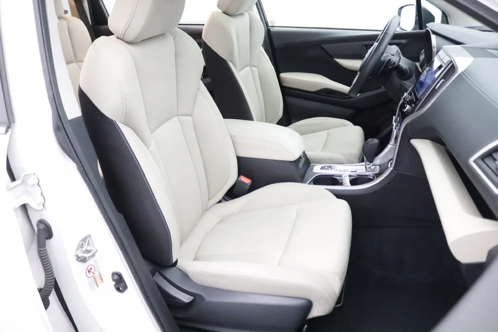 Used 2020 White Subaru Premium image 19